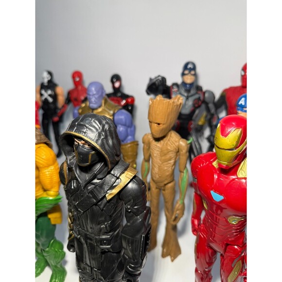 MARVEL AVENGERS ENDGAME TITAN HERO SERIES ACTION FIGURES 13 Figures + 2 Figures - Picture 8 of 12